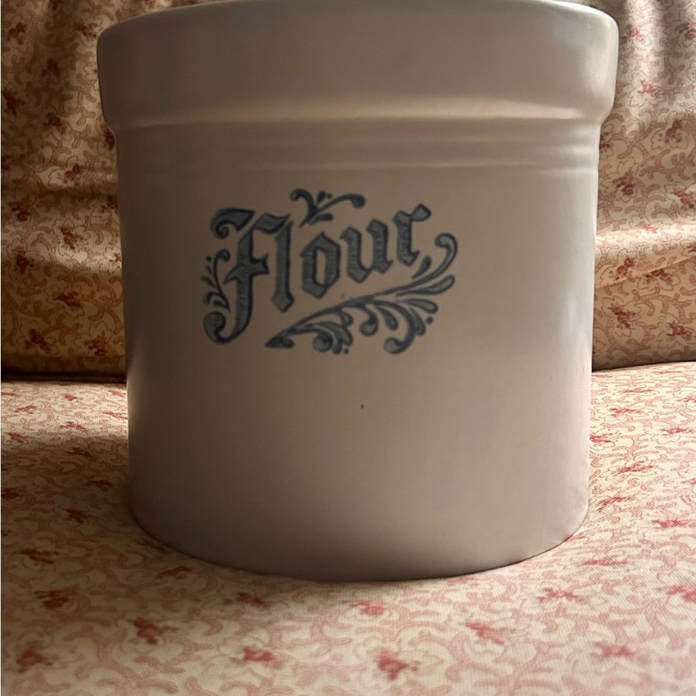 Pfaltzgraff White Flour Canister with Blue Design